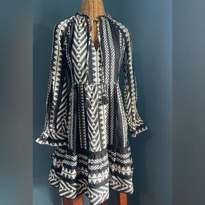 Anthropologie Maeve Dominique Tunic Dress. Size XS. Black white tribal print.
